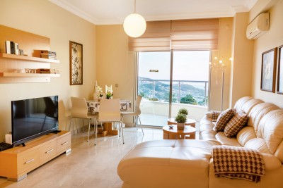 Резеденция в ГолдСити 2+1 ,  с видом на  море и Олимпийский бассейн