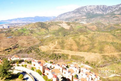 واحد ۳ خوابه با ۲ سرویس بهداشتی، در گلدسیتی با منظره قلعه آلانیا و دریا