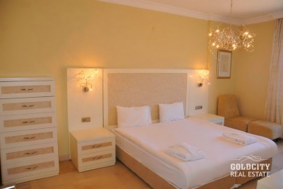 واحد ۳ خوابه با ۲ سرویس بهداشتی، در گلدسیتی با منظره قلعه آلانیا و دریا