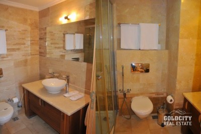 واحد ۳ خوابه با ۲ سرویس بهداشتی، در گلدسیتی با منظره قلعه آلانیا و دریا