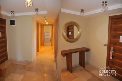 واحد ۳ خوابه با ۲ سرویس بهداشتی، در گلدسیتی با منظره قلعه آلانیا و دریا