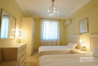 رزیدانس لوکس ۲ خوابه، ۲ سرویس بهداشتی،منظره قلعه آلانیا، دریا و کوه‌های توروس