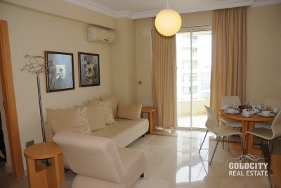 آپارتمان ۲ خوابه و ۲ سرویس بهداشتی با منظره استخر ریلکس ودریا در گلدسیتی